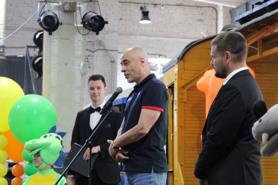 Почему трамваи не чихают: в Экспозиционно-выставочном комплексе Горэлектротранса подвели итоги конкурса детского рисунка 16