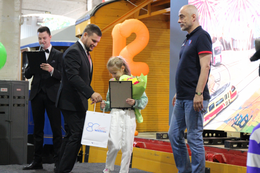 Почему трамваи не чихают: в Экспозиционно-выставочном комплексе Горэлектротранса подвели итоги конкурса детского рисунка 18