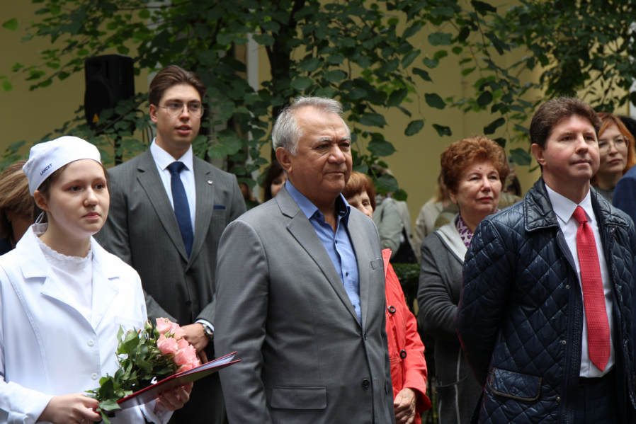 Первый курс столетия: В Педиатрическом университете состоялась торжественная церемония посвящения в студенты 26