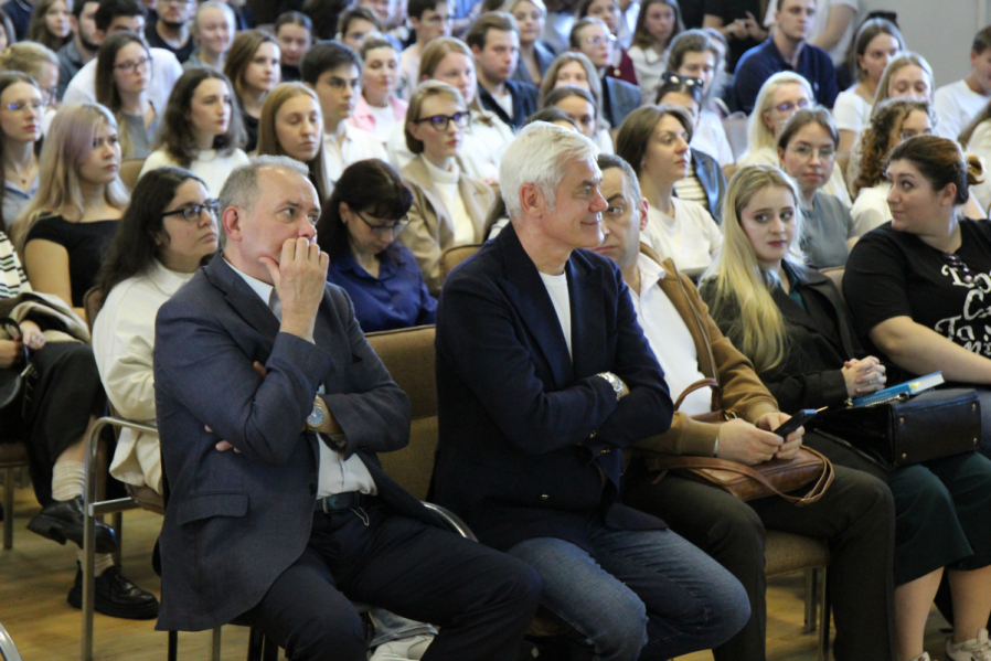 Ординаторами Педиатрического университета стали 960 человек 9