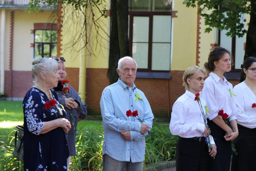 Сотрудники Педиатрического университета почтили память жертв блокады Ленинграда 16