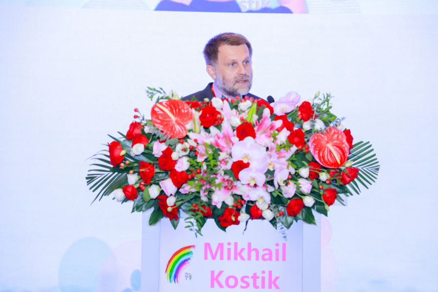 Профессор Педиатрического университета выступил на международном конгрессе по детской ревматологии в Китае 2