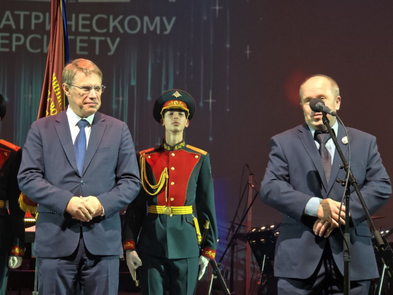 Министр здравоохранения и Губернатор Санкт-Петербурга поздравили Педиатрический университет со 100-летием 4