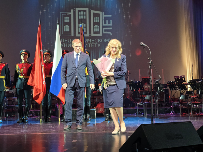 Министр здравоохранения и Губернатор Санкт-Петербурга поздравили Педиатрический университет со 100-летием 12