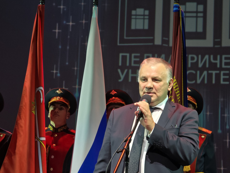 Министр здравоохранения и Губернатор Санкт-Петербурга поздравили Педиатрический университет со 100-летием 20