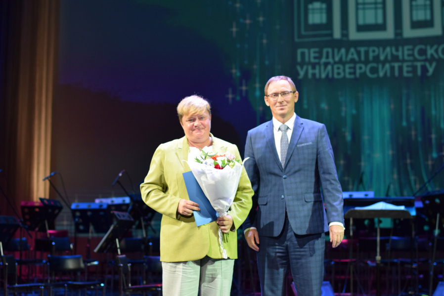 Министр здравоохранения и Губернатор Санкт-Петербурга поздравили Педиатрический университет со 100-летием 73