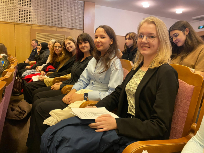 Студенты Педиатрического университета приняли участие в лекции-беседе с профессором Владимиром Аннушкиным