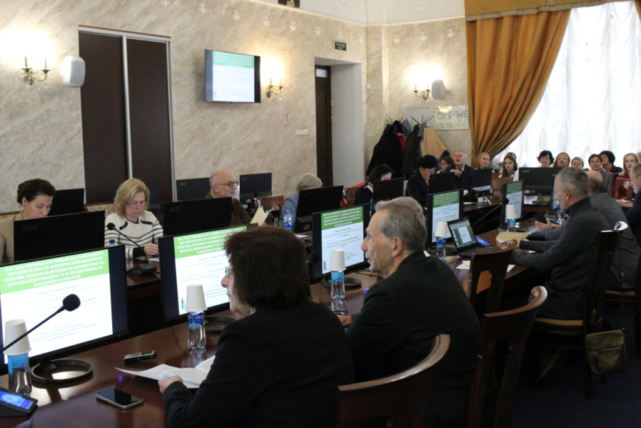 В Педиатрическом университете представили фундаментальную работу по исследованию наследственных кистозных болезней почек у детей 1