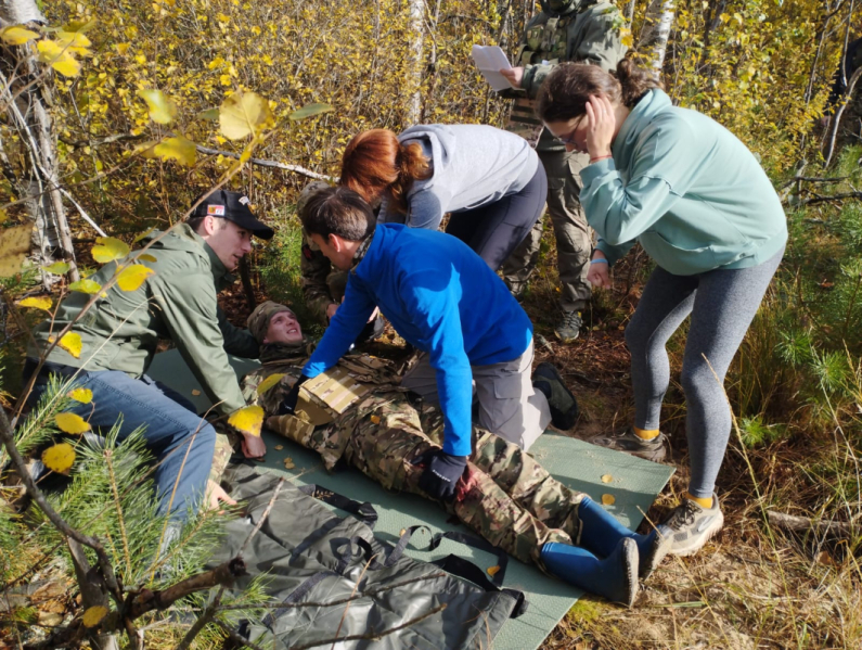 Студенты Педиатрического университета приняли участие в патриотических соревнованиях 16