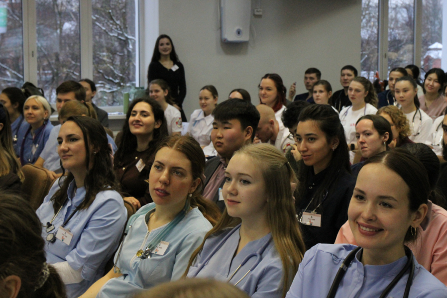 В Санкт-Петербурге дан старт юбилейной XX Всероссийской олимпиаде по педиатрии для студентов-медиков