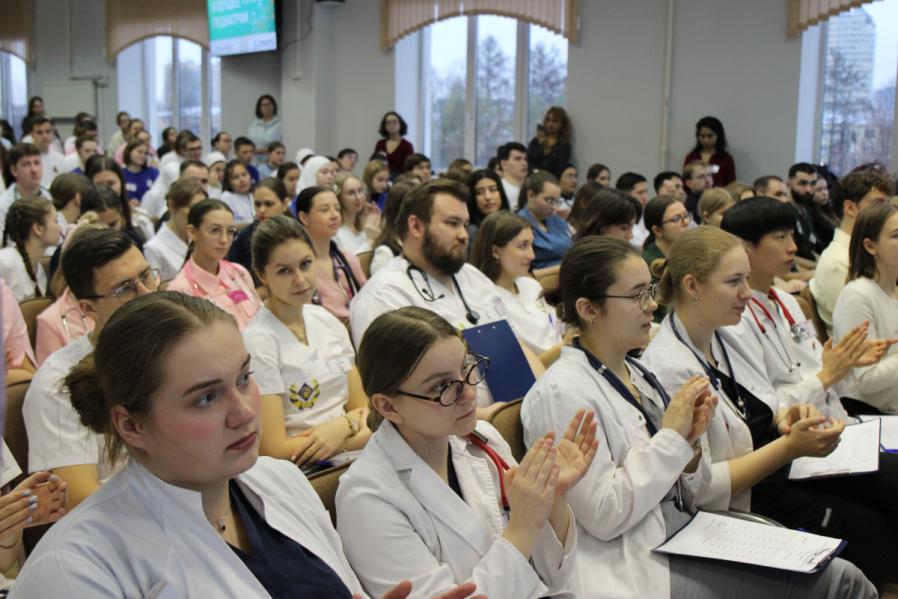 В Санкт-Петербурге дан старт юбилейной XX Всероссийской олимпиаде по педиатрии для студентов-медиков 2