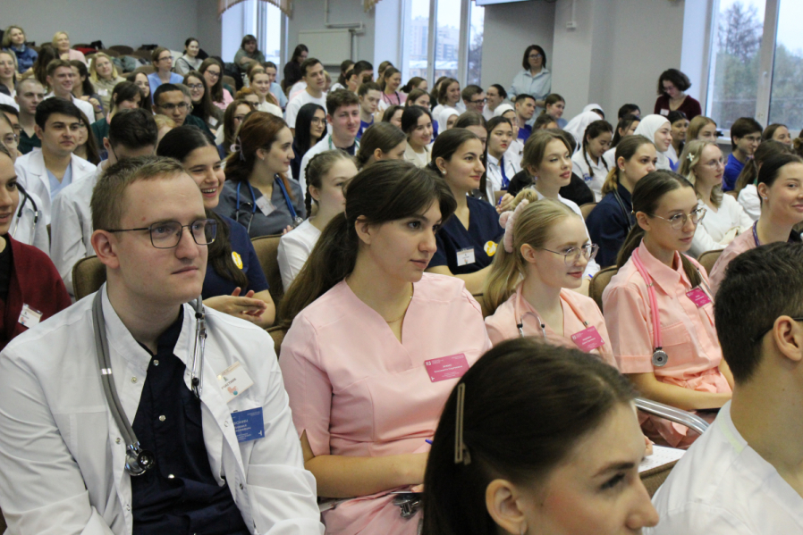 В Санкт-Петербурге дан старт юбилейной XX Всероссийской олимпиаде по педиатрии для студентов-медиков 7