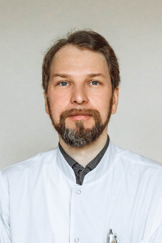 Бурханов Виктор Владимирович 